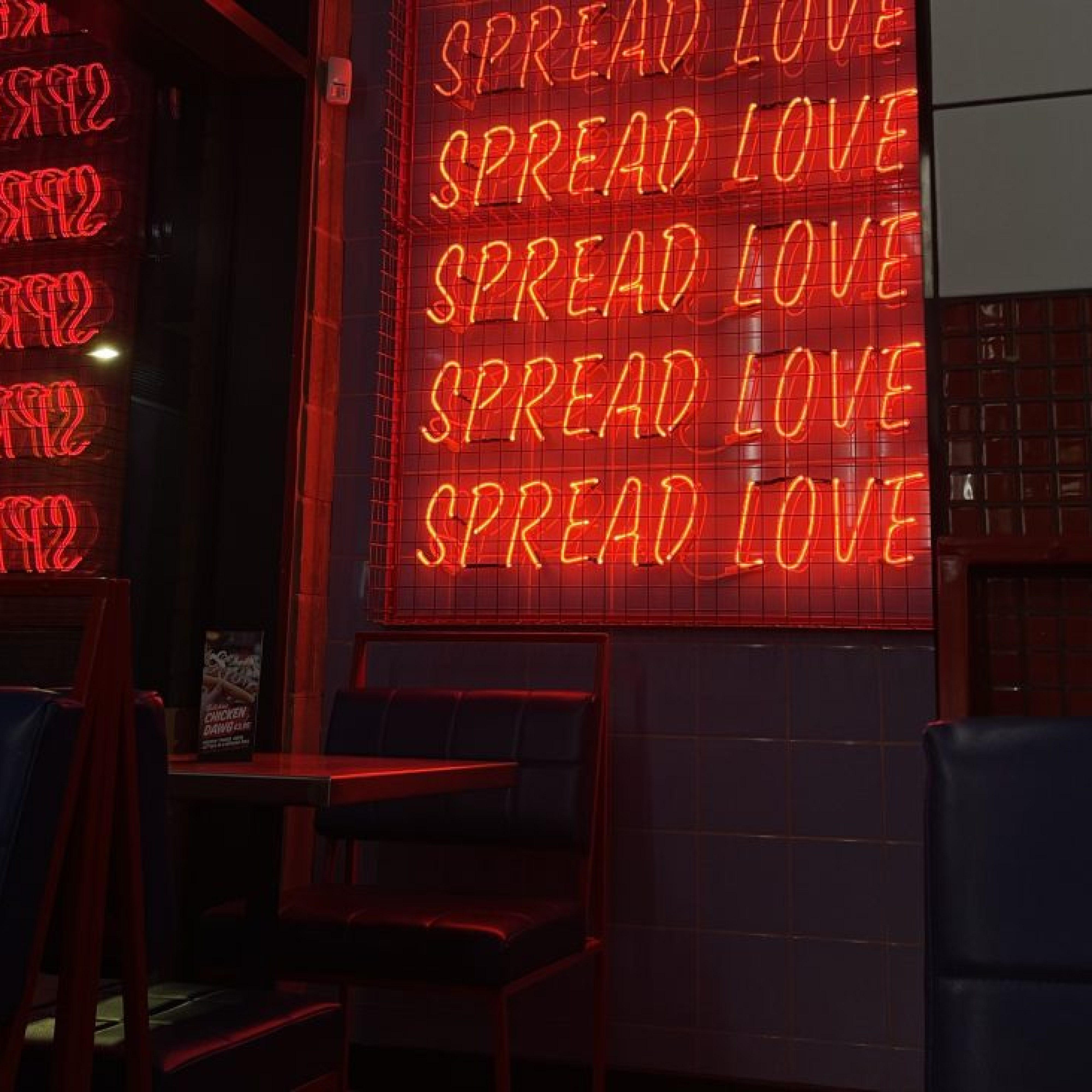 CREATIVE FOUNDATIONS – ELEMENT 2 ASSIGNMENT ‘MY LONDON’